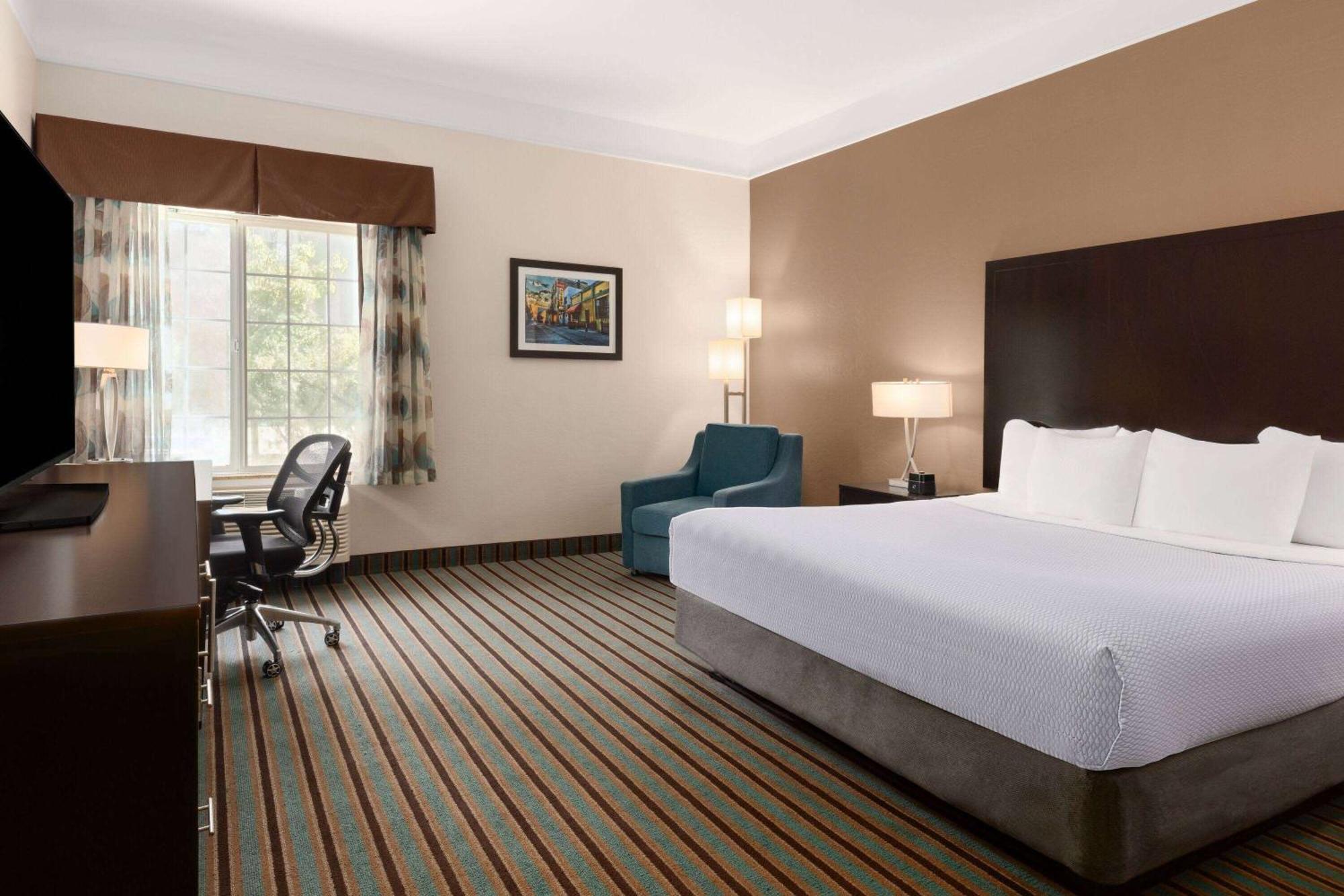 Hotel La Quinta By Wyndham Bakersfield North Zewnętrze zdjęcie